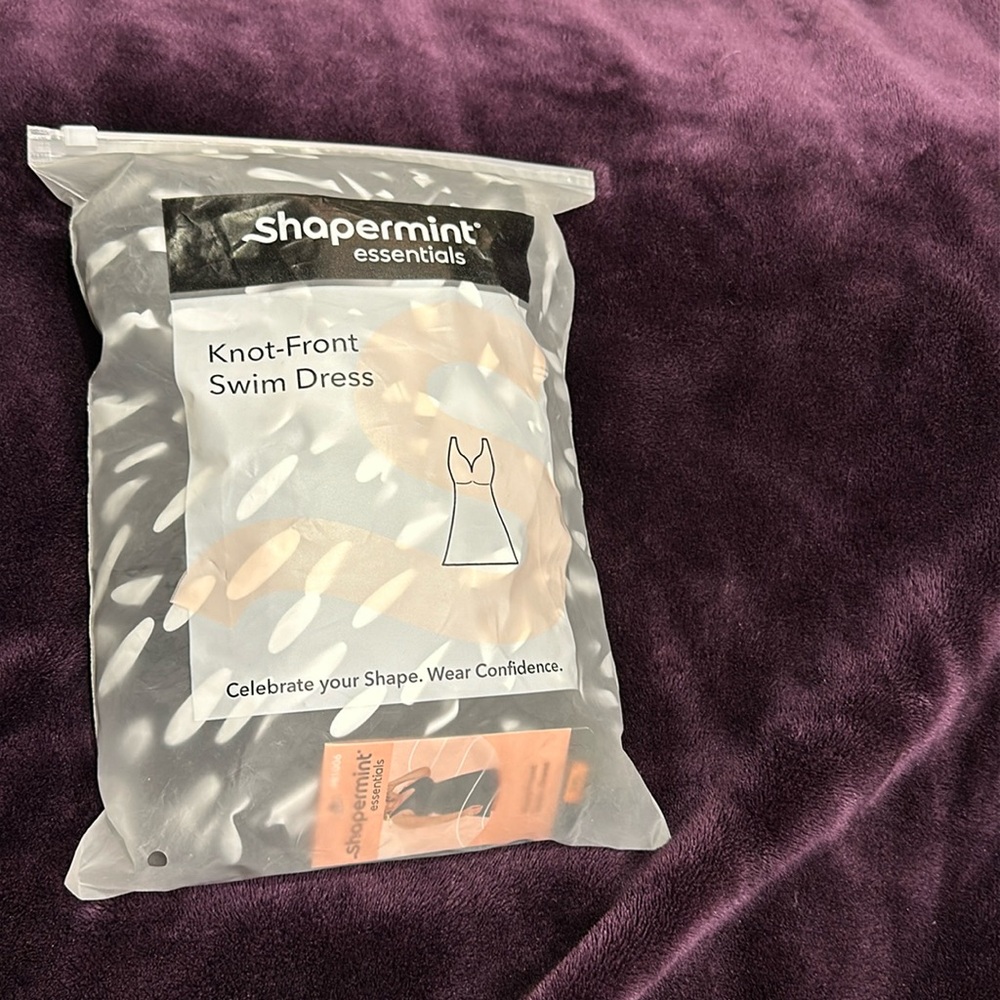 Shapermint swimdress NWT. 3x